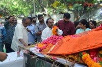 Celebrities Pay Homage To Geetanjali